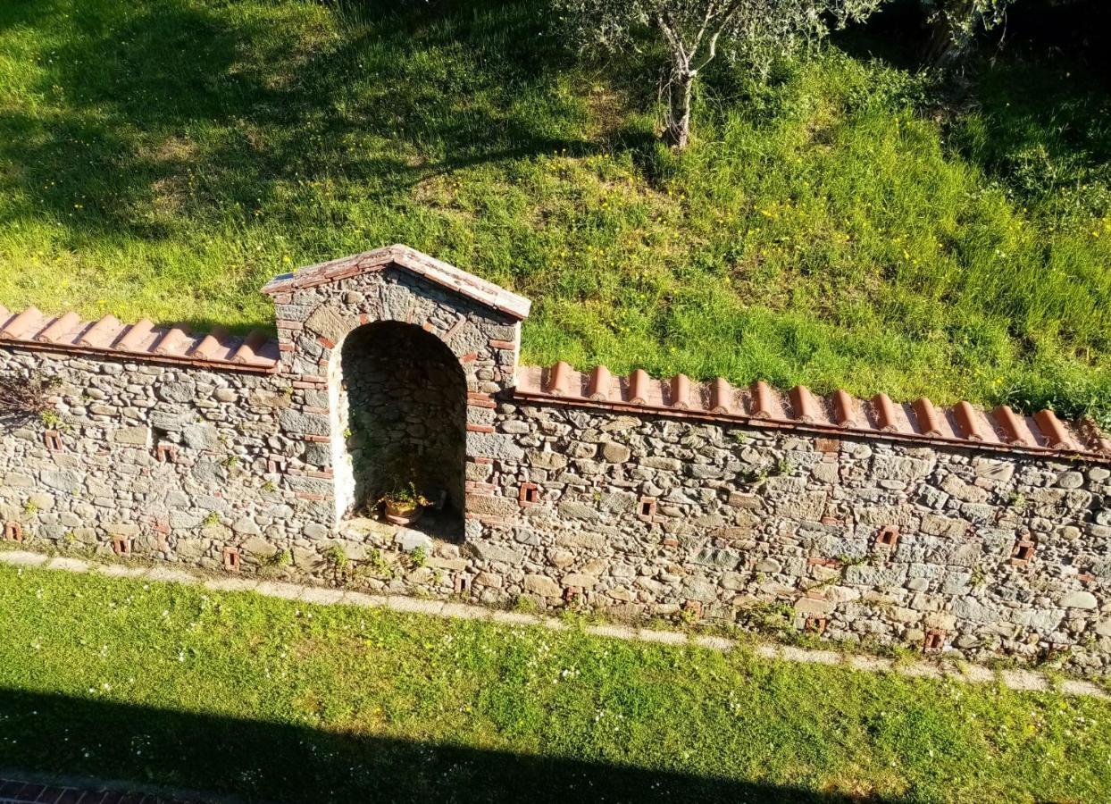 Alloggi In Villa Storica Πέσια Εξωτερικό φωτογραφία