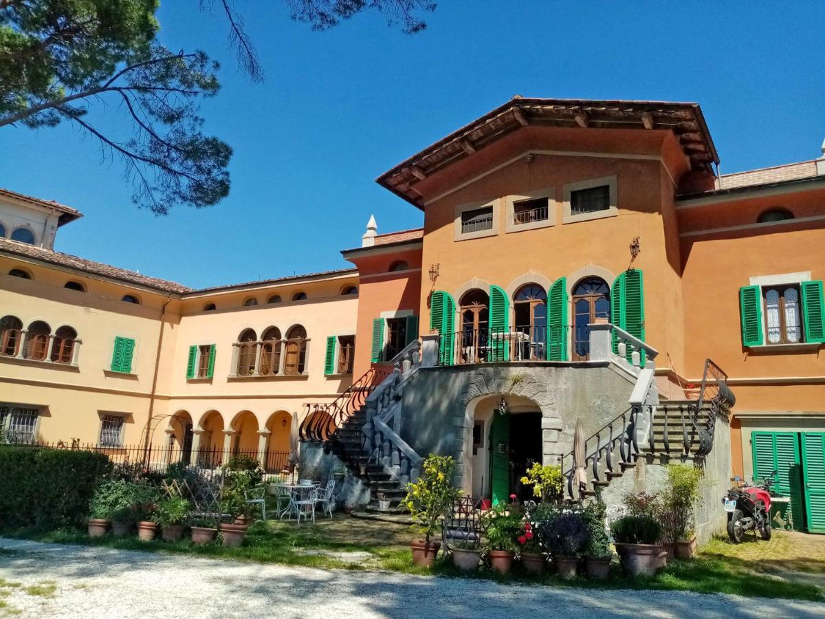 Alloggi In Villa Storica Πέσια Εξωτερικό φωτογραφία