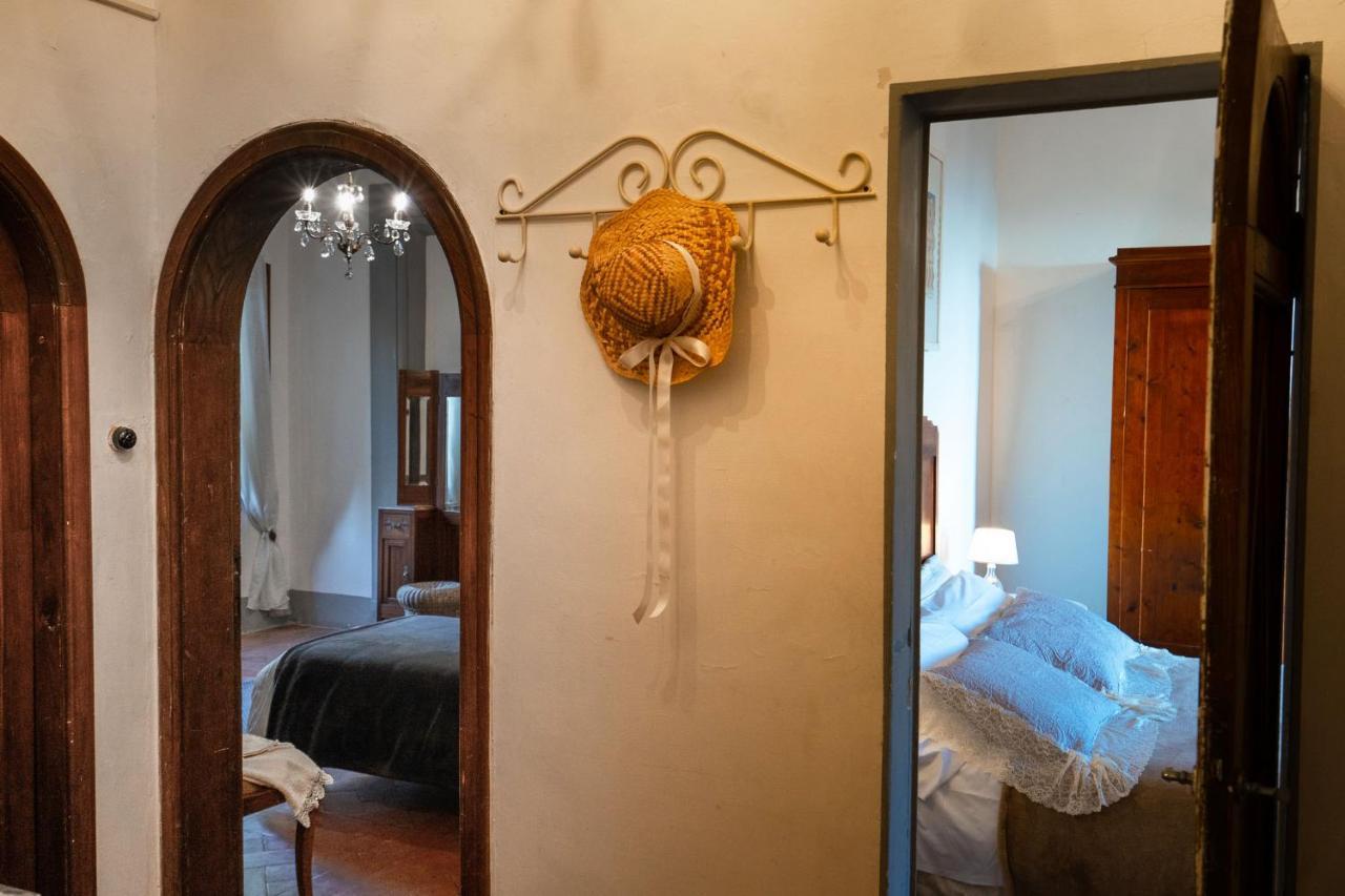 Alloggi In Villa Storica Πέσια Εξωτερικό φωτογραφία