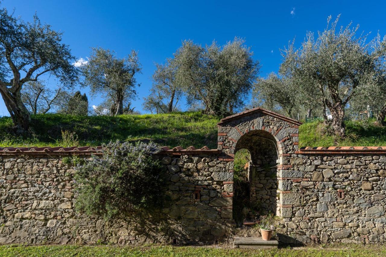 Alloggi In Villa Storica Πέσια Εξωτερικό φωτογραφία
