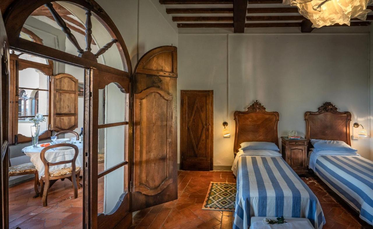 Alloggi In Villa Storica Πέσια Εξωτερικό φωτογραφία