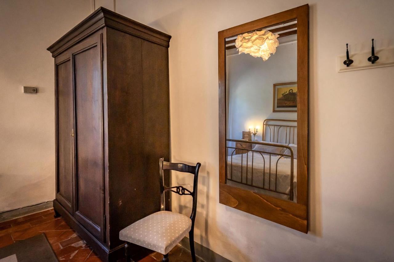 Alloggi In Villa Storica Πέσια Εξωτερικό φωτογραφία