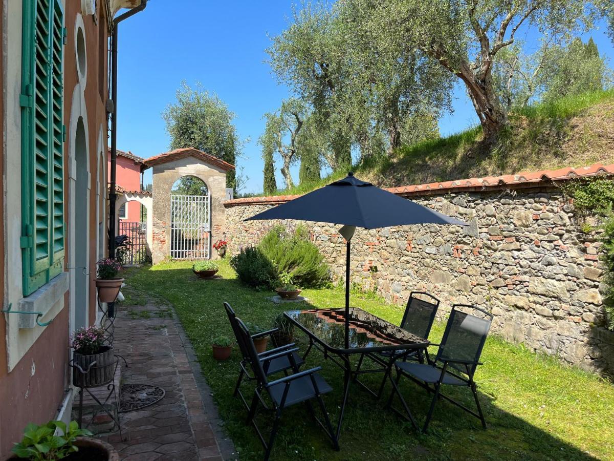 Alloggi In Villa Storica Πέσια Εξωτερικό φωτογραφία