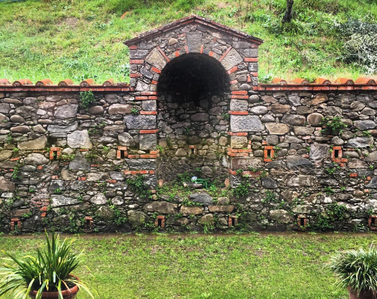Alloggi In Villa Storica Πέσια Εξωτερικό φωτογραφία